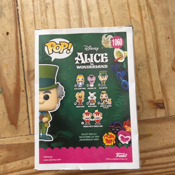 Mad Matter Funko Pop - Picture 3 of 4
